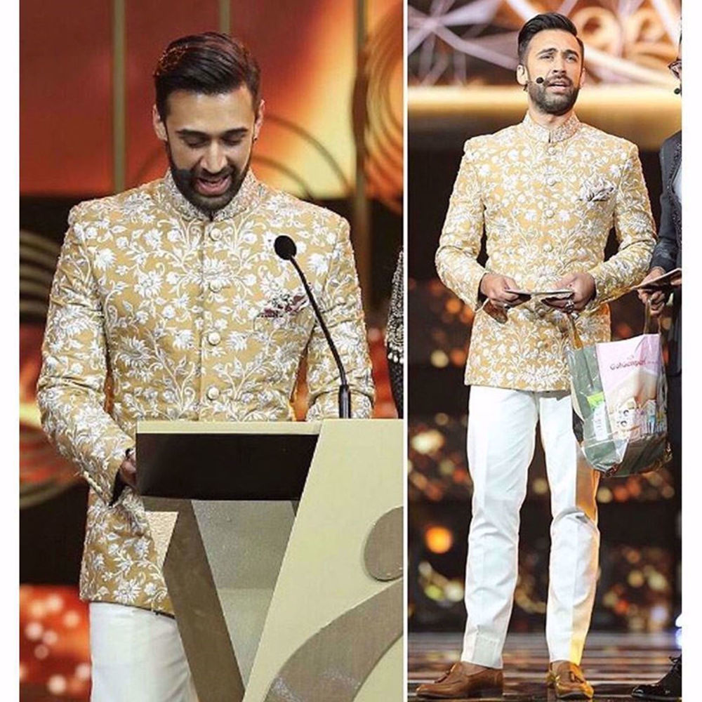 Picture of ALI REHMAN KHAN HOSTING HUM AWARDS IN OUR FINEST COUTURE