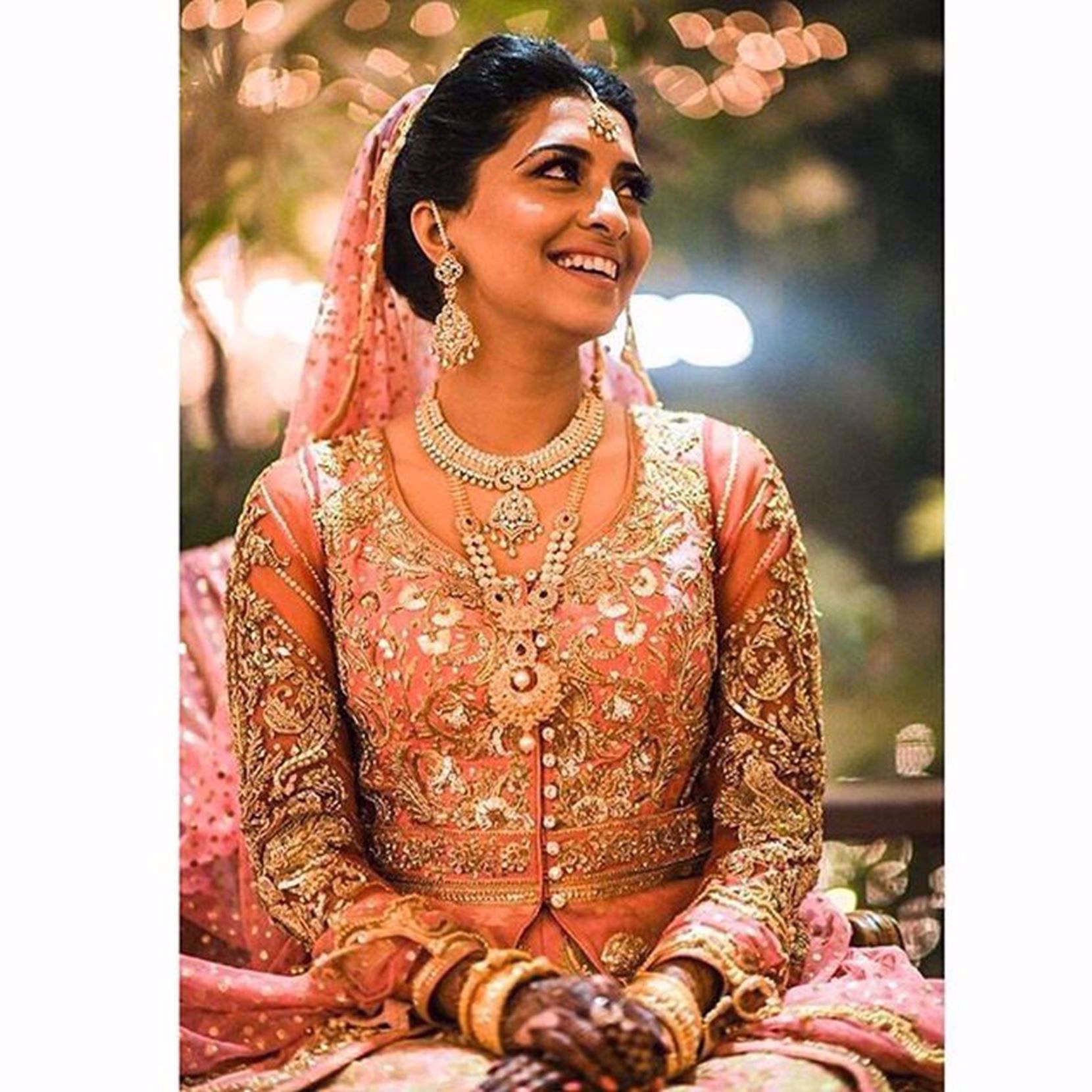 Picture of SAFA MIRZA IN A BEAUTIFUL NOMI ANSARI ENSEMBLE