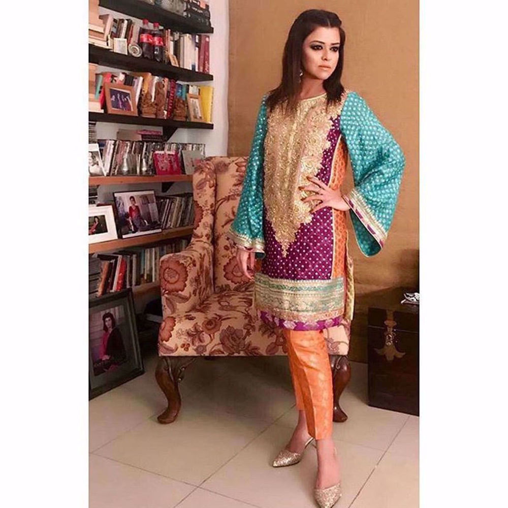Picture of MARIA WASTI STRIKES A POSE IN SHALIMAR