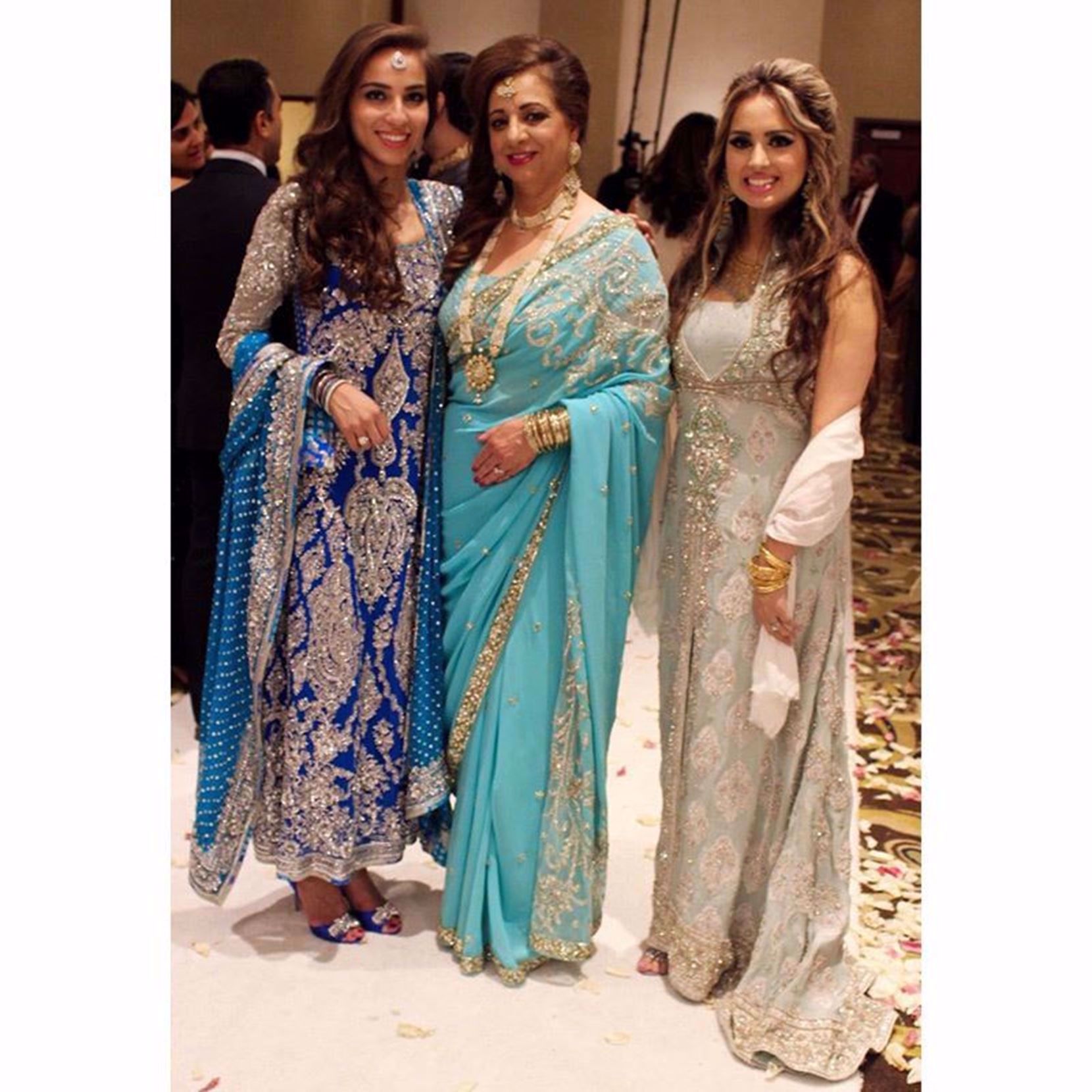 Picture of NOMI ANSARI LADIES IN CUSTOM OUTFITS