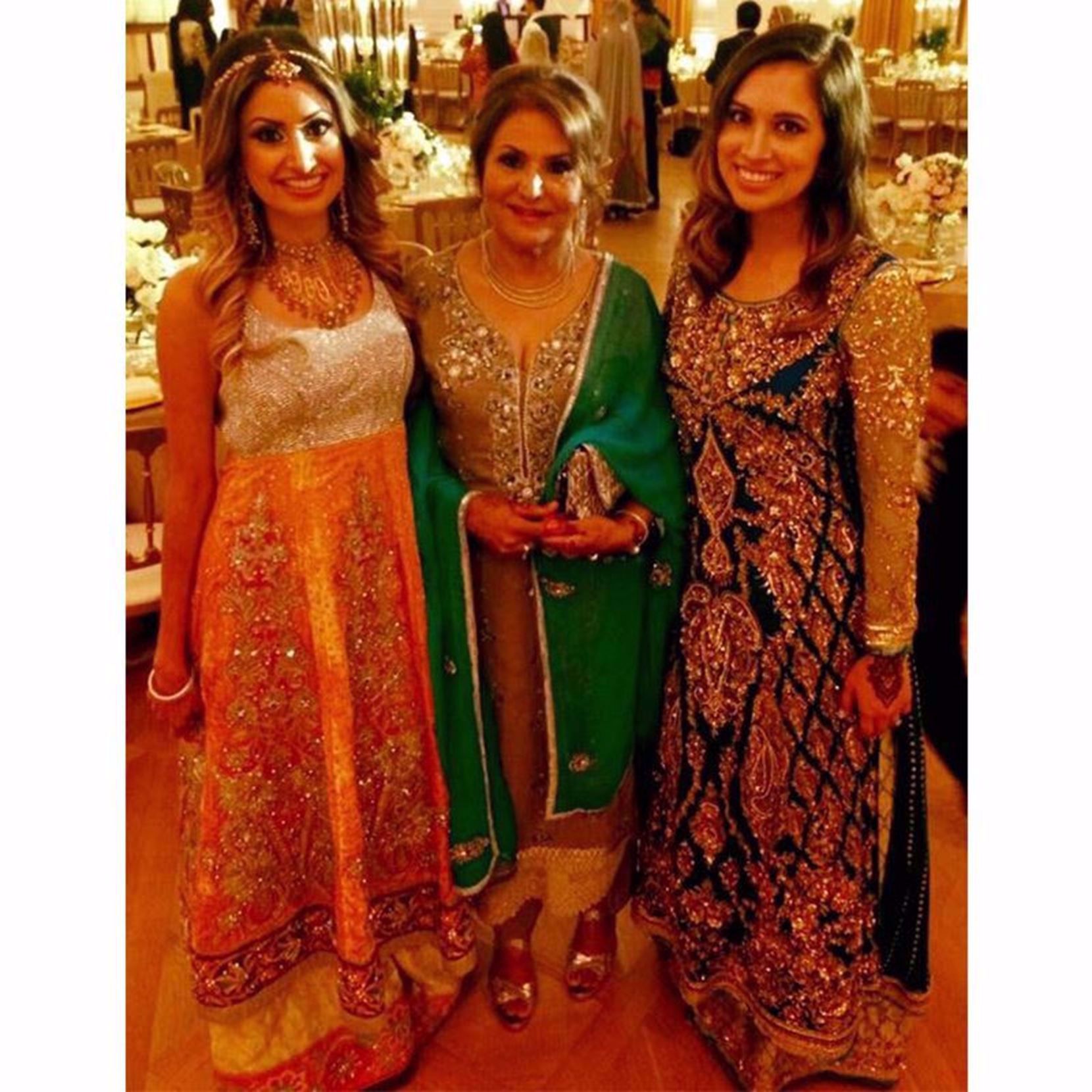 Picture of NOMI ANSARI LADIES IN CUSTOM OUTFITS (3)