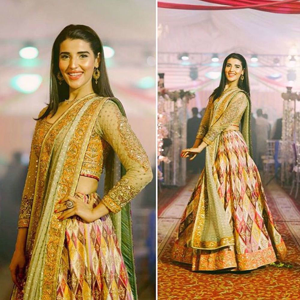 Picture of The beautiful #hareemfarooq spotted in a signature #nomiansari silhouette at a recent #wedding in #karachi