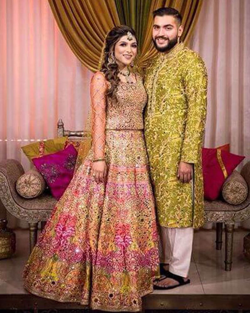 Picture of Ammara and Mubashir look regal in 2 of our most loved, vibrant mehndi outfits